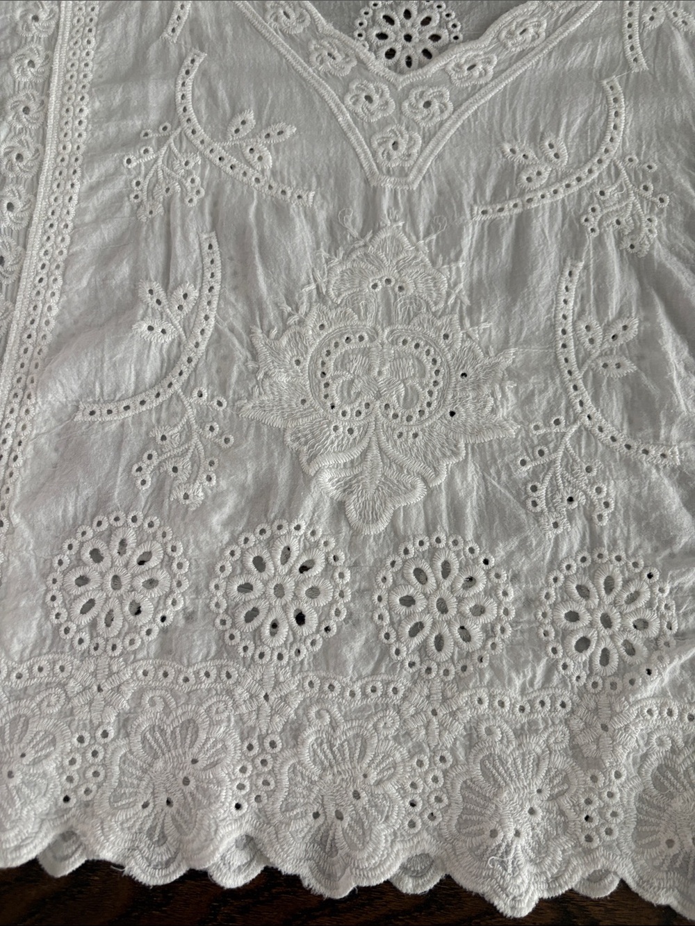 APRICOT White Eyelet Embroidered V-Neck Cotton Blouse Size S - Picture 2 of 5
